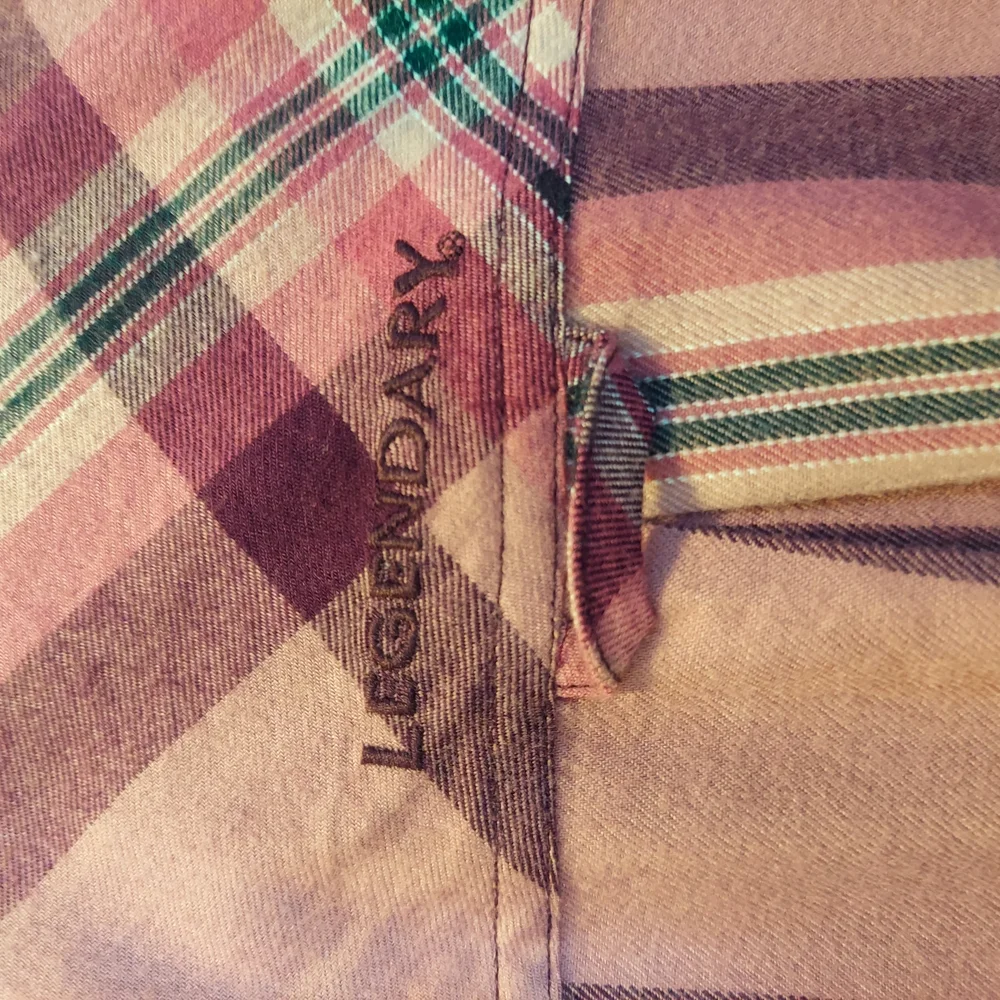 Legendary Whitetails Soft Rayon Blend Flannel Shirt - Picture 6 of 6